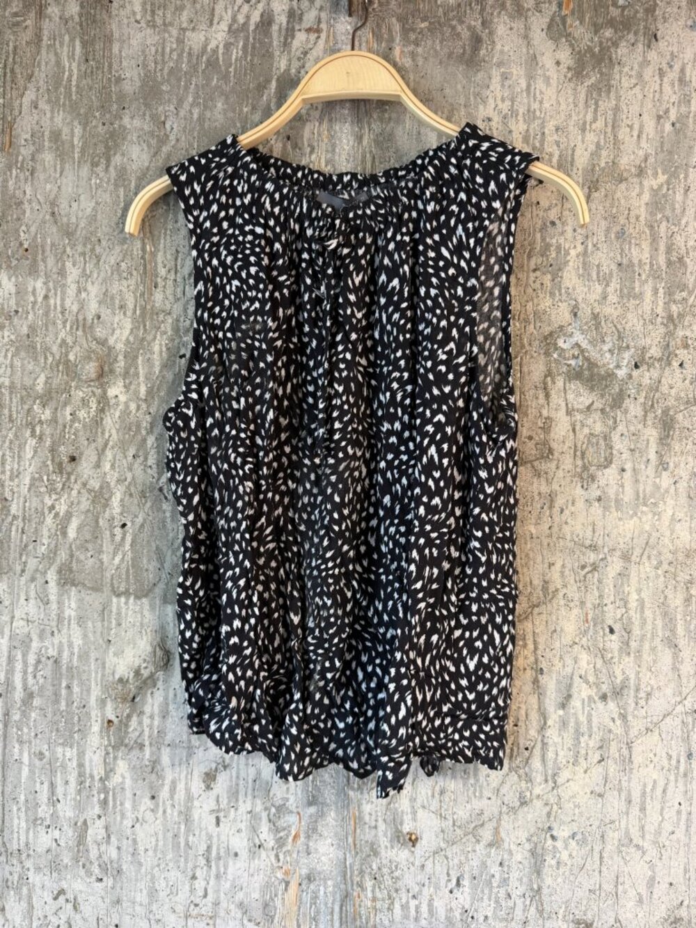 MATTY M Women's Sleeveless Top Size S In Black/White